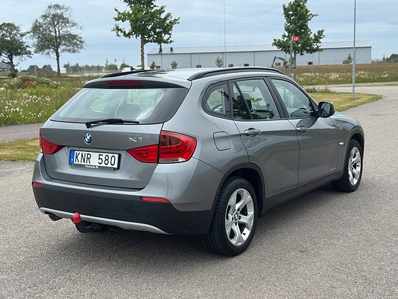 BMW X1 4 of 5