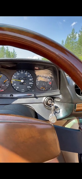 Mercedes-Benz 280 CE 5 of 5