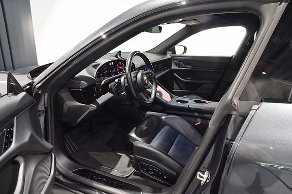 Porsche Taycan 4S 4 of 5