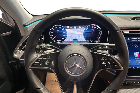 Mercedes-Benz E300 de 15 of 25
