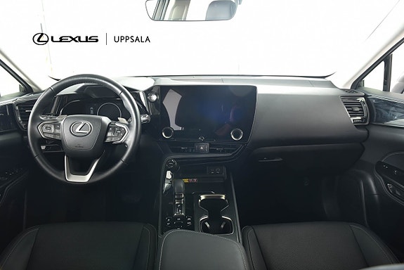 Lexus NX450h+ 28 of 30