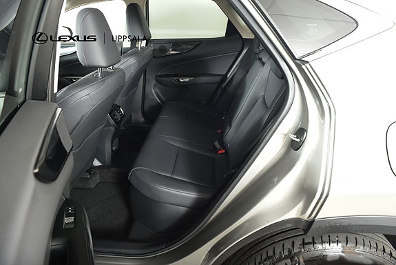 Lexus NX450h+ 27 of 30