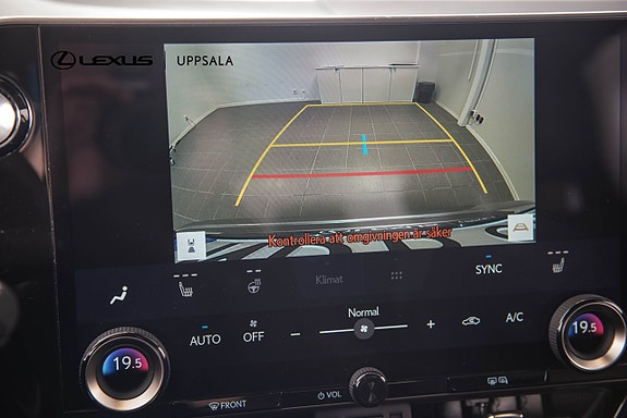 Lexus NX450h+ 19 of 30