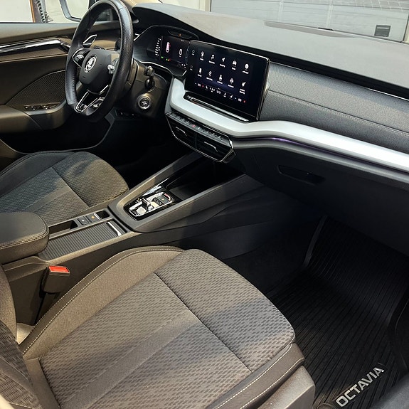 Skoda Octavia 12 of 13
