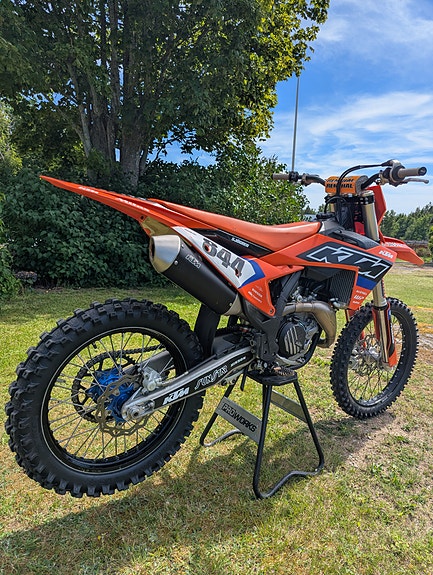 KTM 450 SX-F 2 of 5