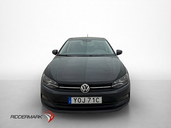 Volkswagen Polo 2 of 5