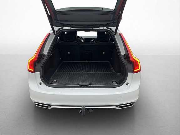 Volvo V90 28 of 30