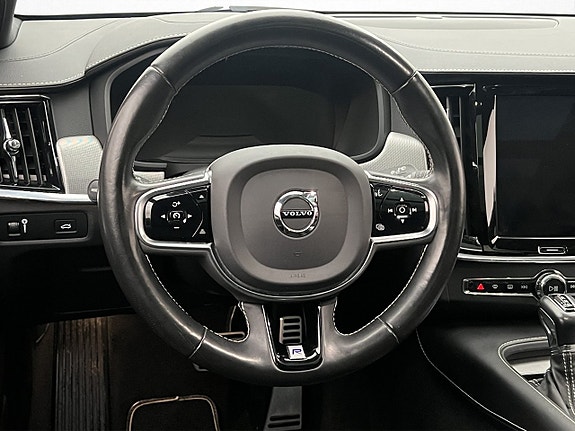 Volvo V90 13 of 30