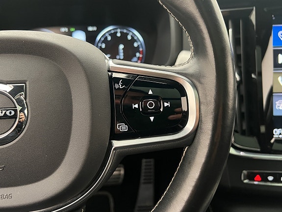 Volvo V90 17 of 30