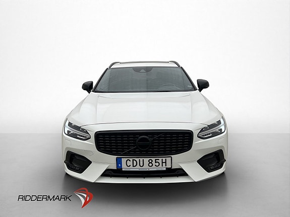 Volvo V90 2 of 5