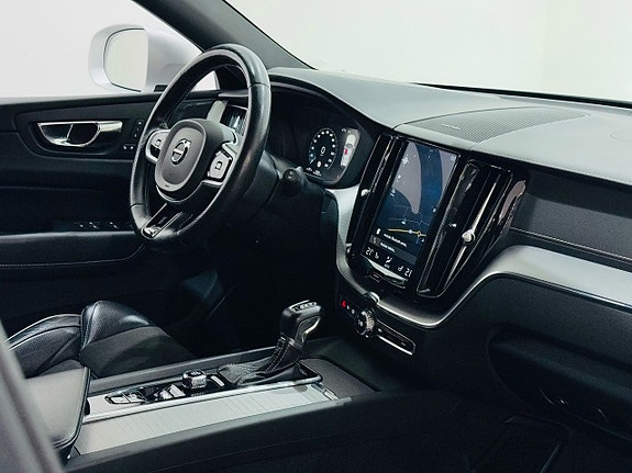 Volvo XC60 5 of 5