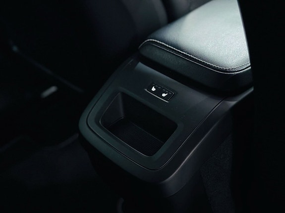 Volvo XC60 9 of 22
