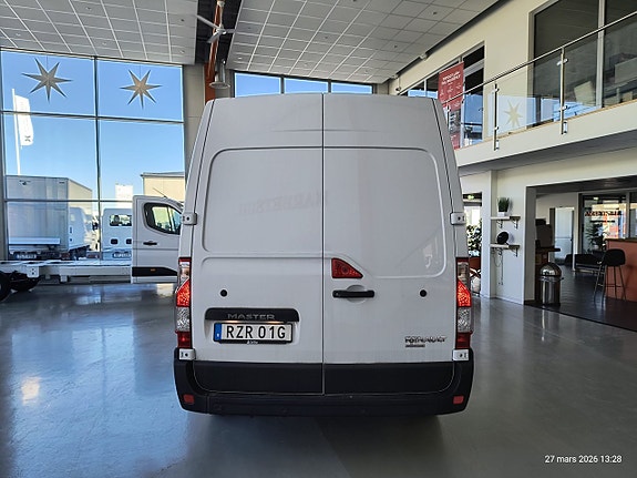 Renault Master 17 of 22