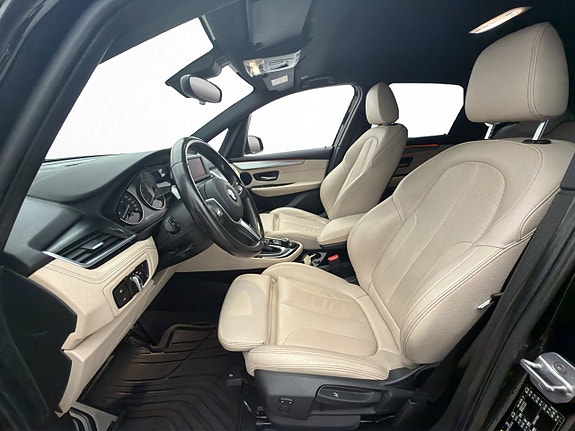 BMW 225xe 12 of 29