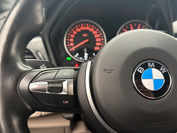 BMW 225xe 16 of 29