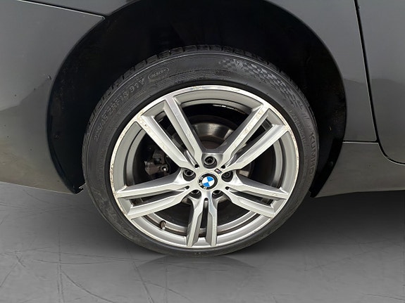 BMW 225xe 28 of 29