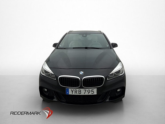 BMW 225xe 2 of 29