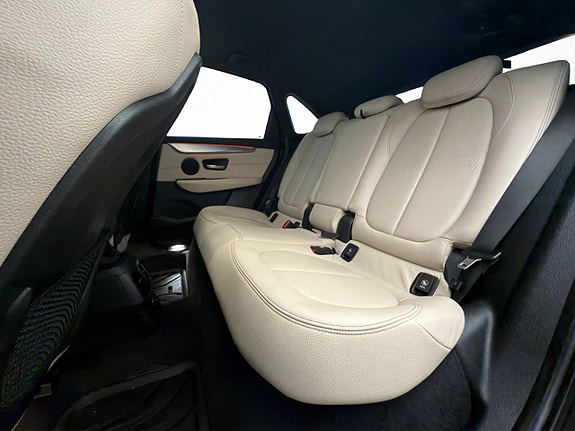 BMW 225xe 14 of 29