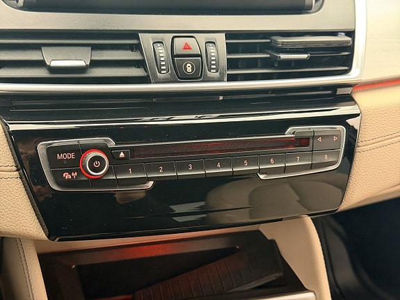 BMW 225xe 21 of 29