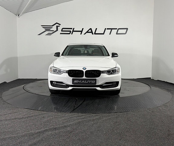 BMW 320d 2 of 19