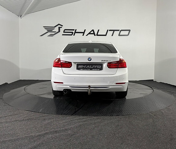 BMW 320d 6 of 19