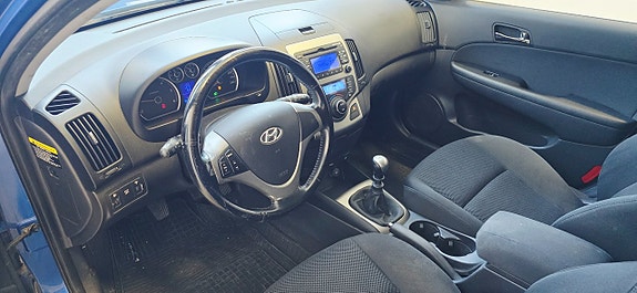 Hyundai i30 13 of 17