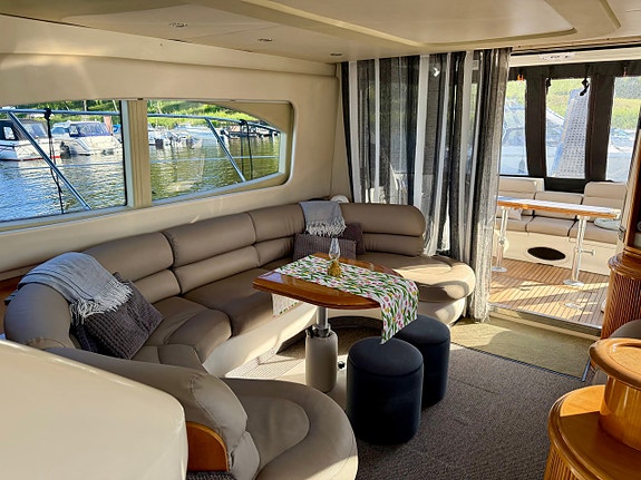 Azimut 46 Fly / 2x Caterpillar 3208 - Välutrustad 12 of 30