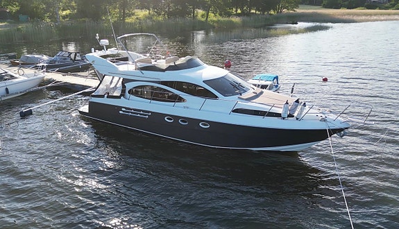 Azimut 46 Fly / 2x Caterpillar 3208 - Välutrustad 3 of 5