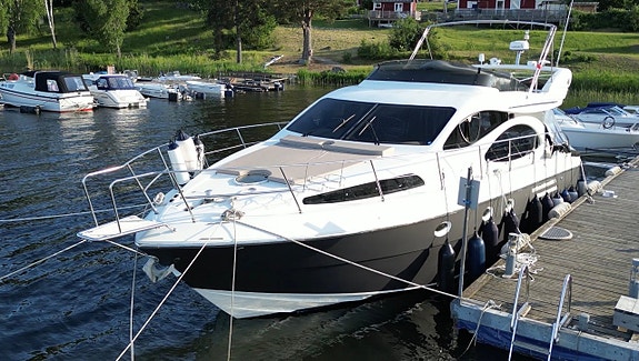 Azimut 46 Fly / 2x Caterpillar 3208 - Välutrustad 8 of 30