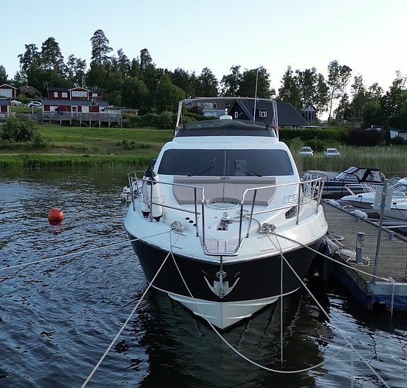 Azimut 46 Fly / 2x Caterpillar 3208 - Välutrustad 9 of 30