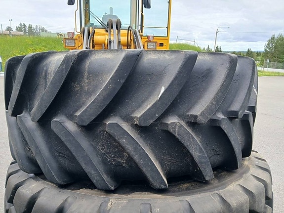 Michelin Däck 540/65 R28