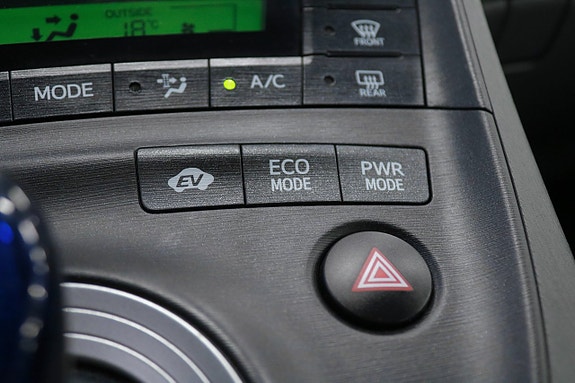 Toyota Prius 18 of 21