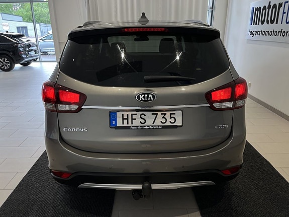 Kia Carens 4 of 5