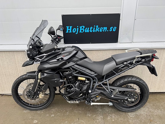Triumph Tiger 800 XC 4 of 8