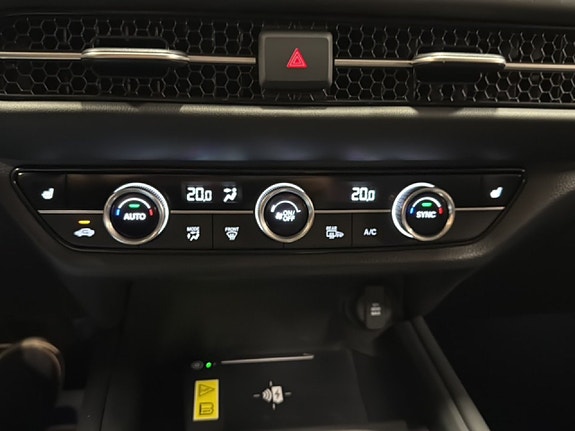 Honda ZR-V 13 of 16