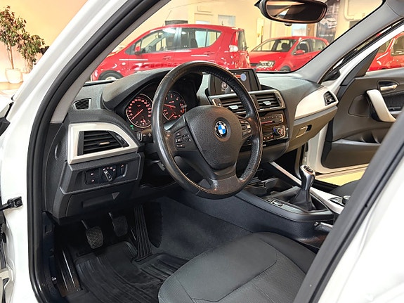 BMW 118d 7 of 27