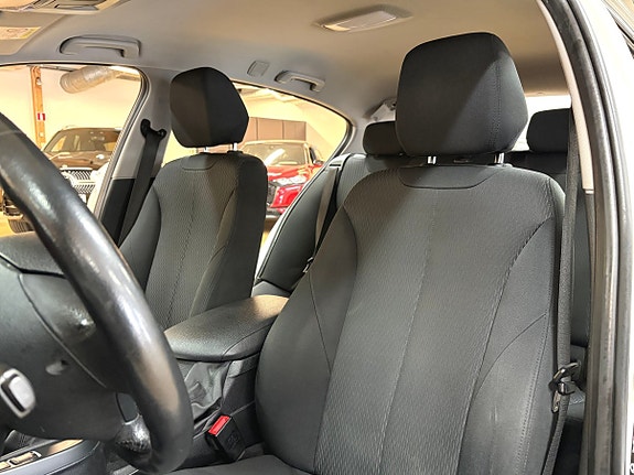 BMW 118d 8 of 27