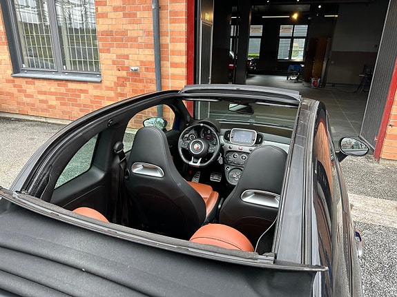 Abarth 595C 16 of 21
