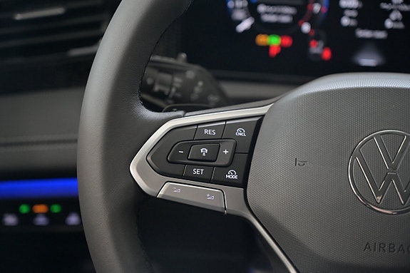 Volkswagen Tiguan 14 of 27