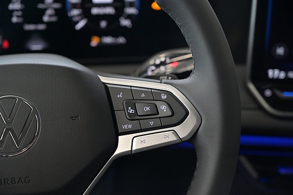 Volkswagen Tiguan 15 of 27