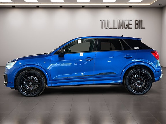 Audi SQ2 2 of 5