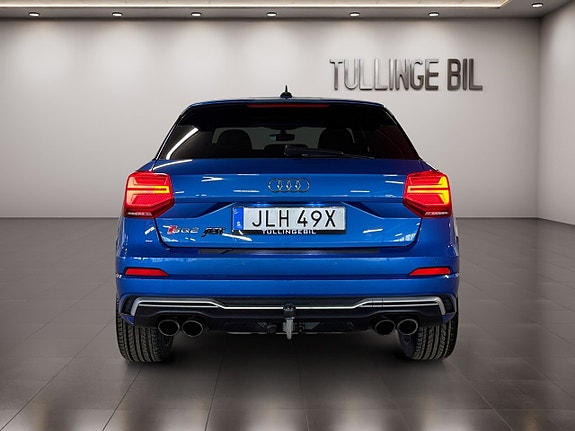 Audi SQ2 4 of 5