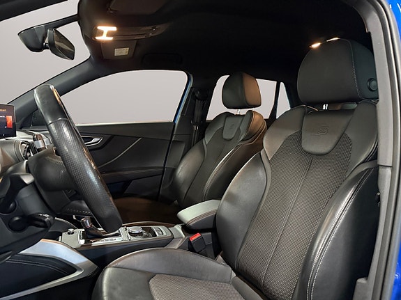 Audi SQ2 9 of 25