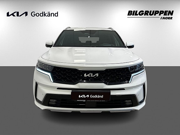 Kia Sorento 3 of 5