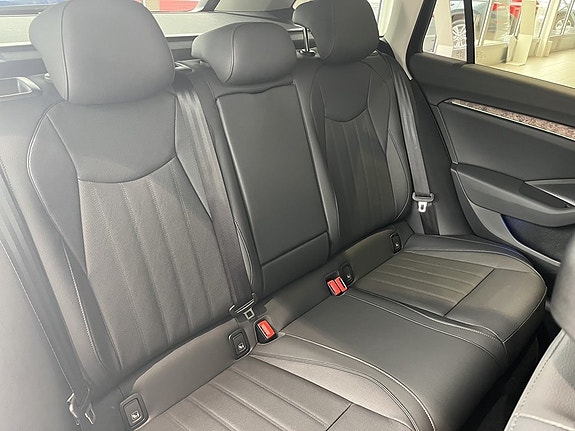 Skoda Superb 6 of 6