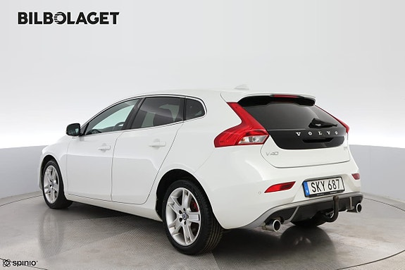Volvo V40 3 of 5