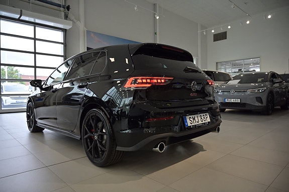 Volkswagen Golf I 8 of 28