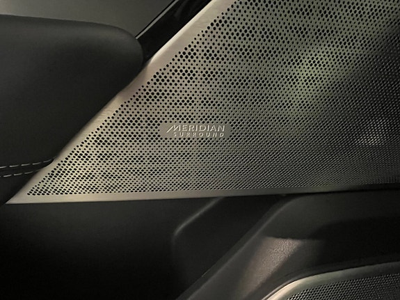 Land Rover Range Rover Velar 10 of 10
