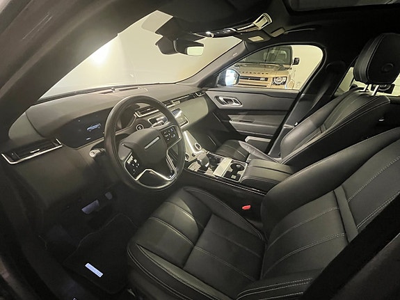 Land Rover Range Rover Velar 8 of 10