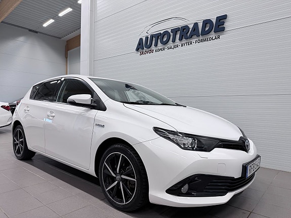Toyota Auris 4 of 18